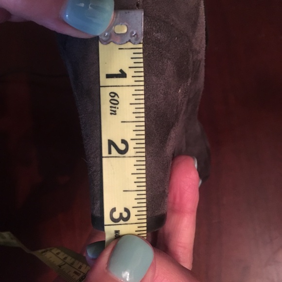 Clark’s suede wedge booties - Picture 5 of 6